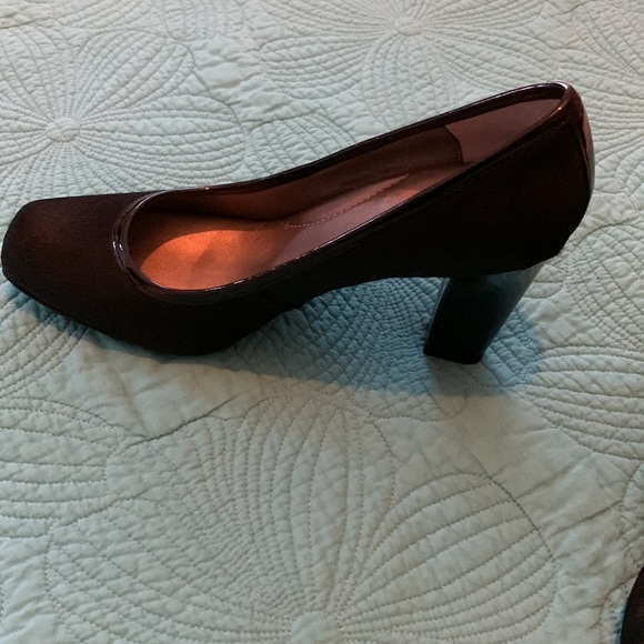 Black heels - Picture 2 of 6